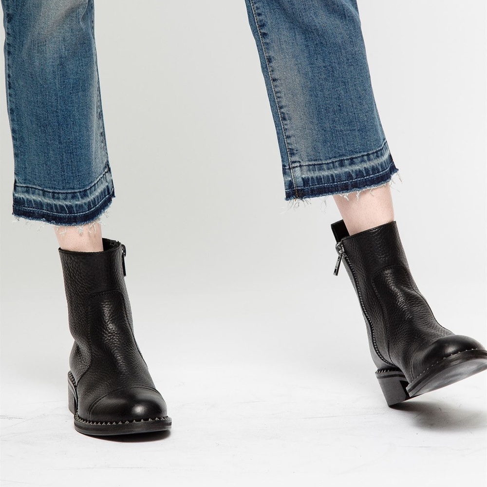 Zadig & Voltaire Black Textured Leather Studded Empress Clous Boots EUC Size 37